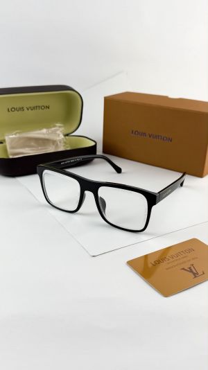 Loui_vuitton_black_plano_2907